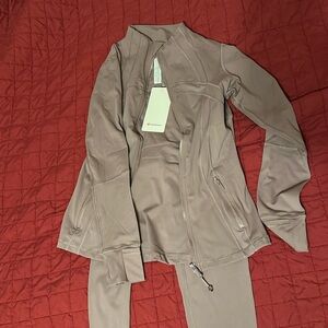 Lululemon. Women's Mauve Jacket